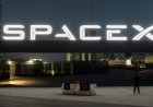 SpaceX ortaklarından sıra dışı talep: "Roketi pembeye boyayabilir miyiz?"